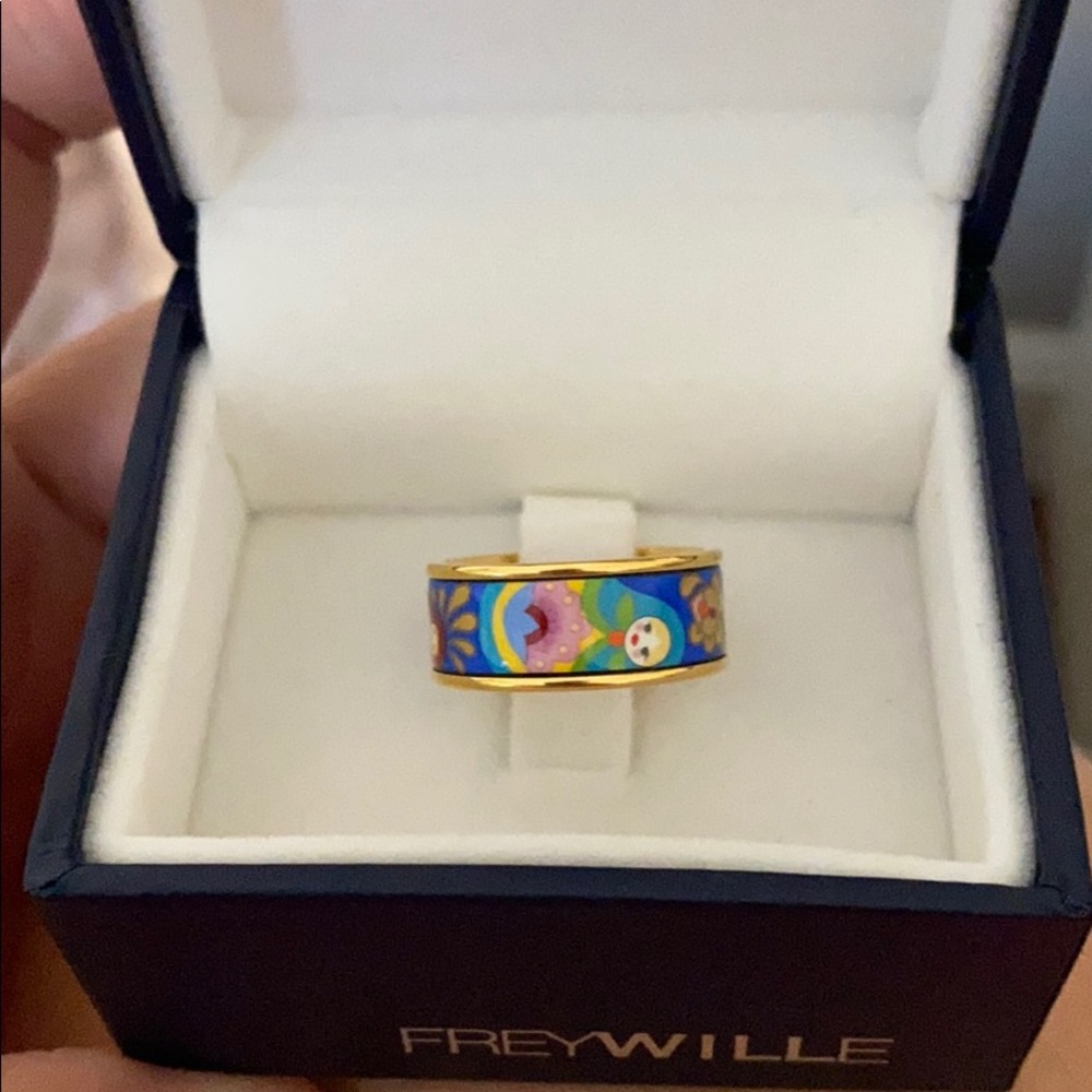 Freywille ring